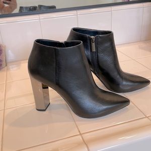 Michael Kors Paloma bootie. Black size 6.5.